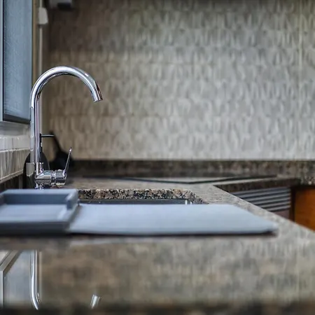 Vakantiehuis Shr House *